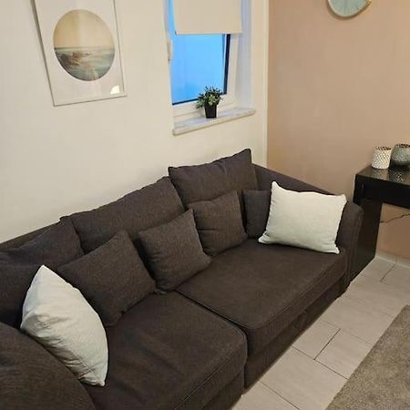 Schoenes Apartment In Muenchen Екстериор снимка